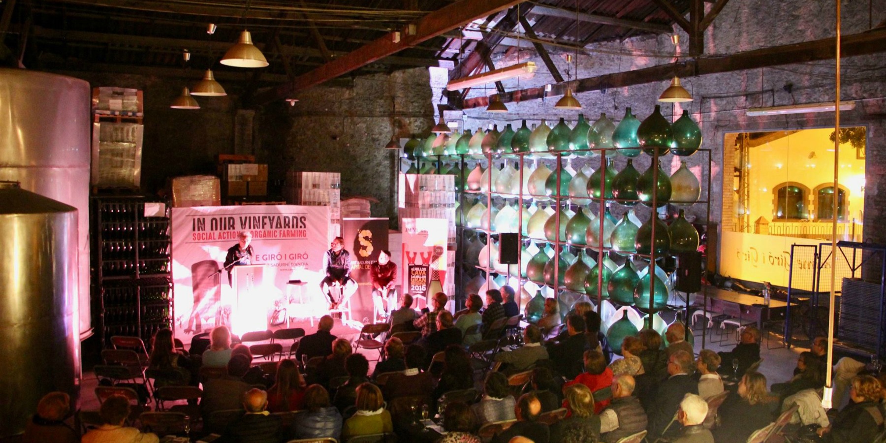Poesia a les caves Giro i Gir�
