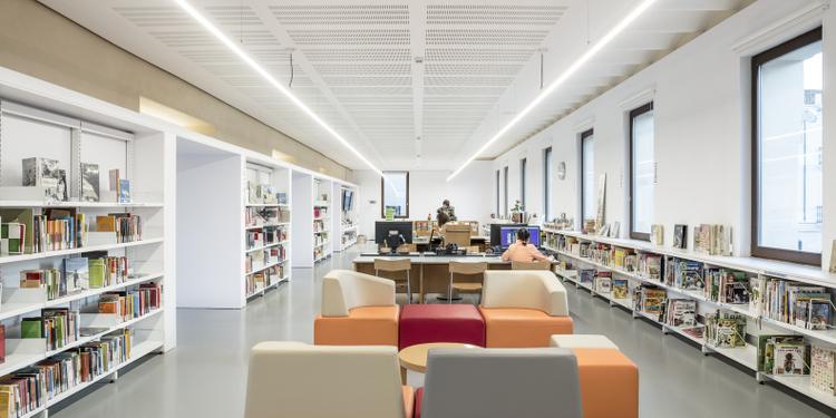 Biblioteca Sant Sadurní