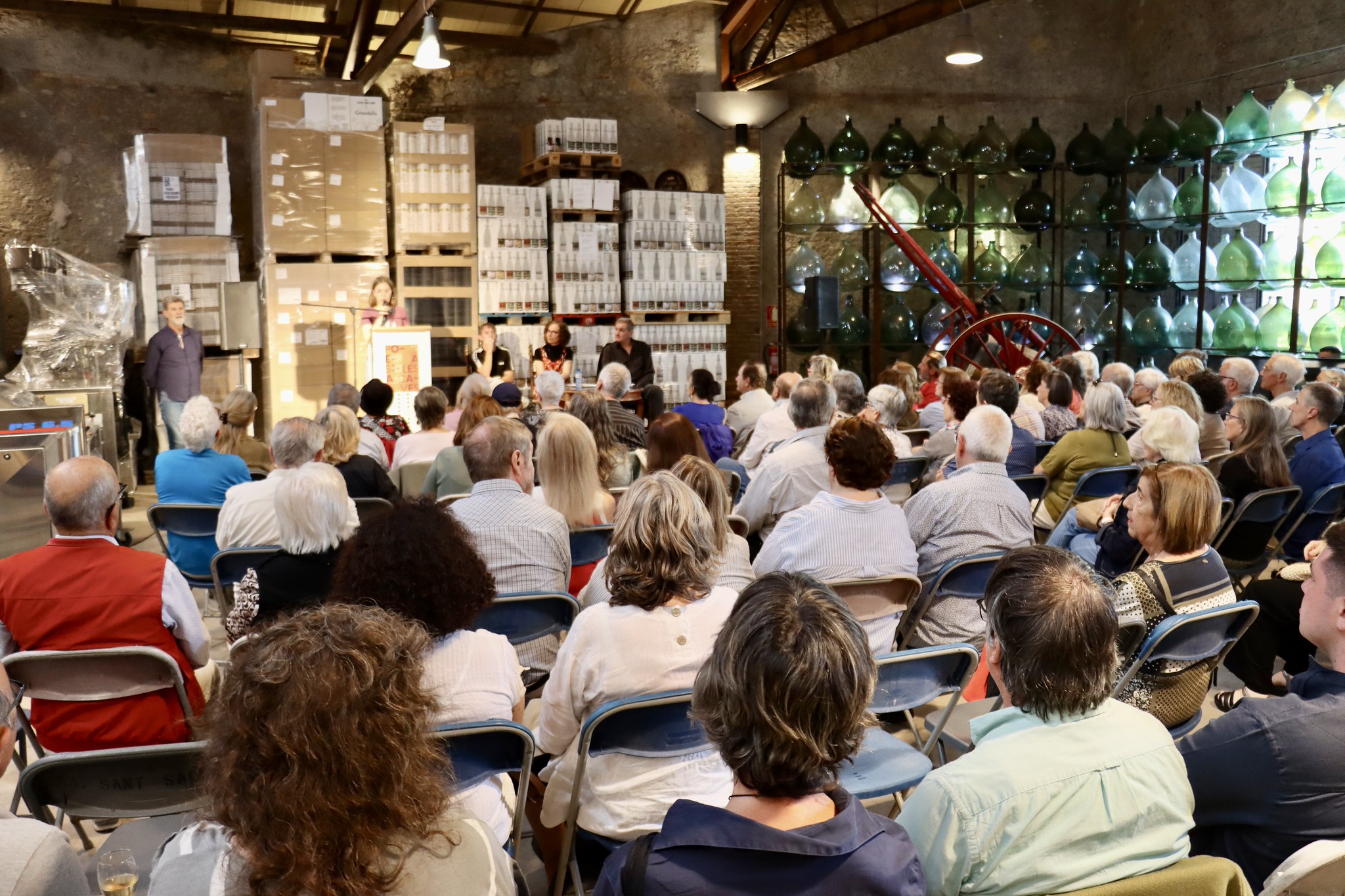 Poesia a les Caves Jaume Gir� i Gir�